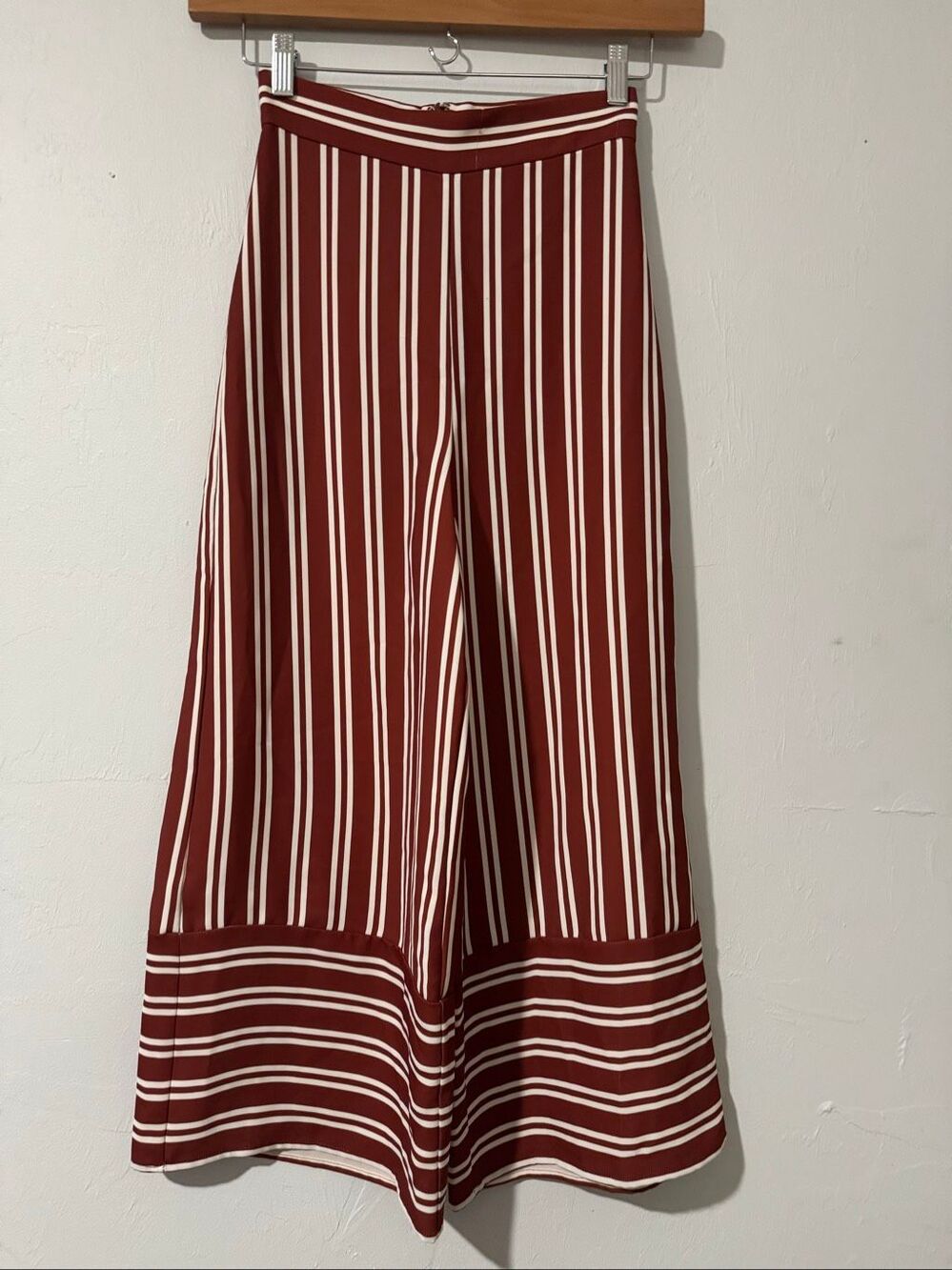 Amanda Uprichard brown red striped wide leg pants P